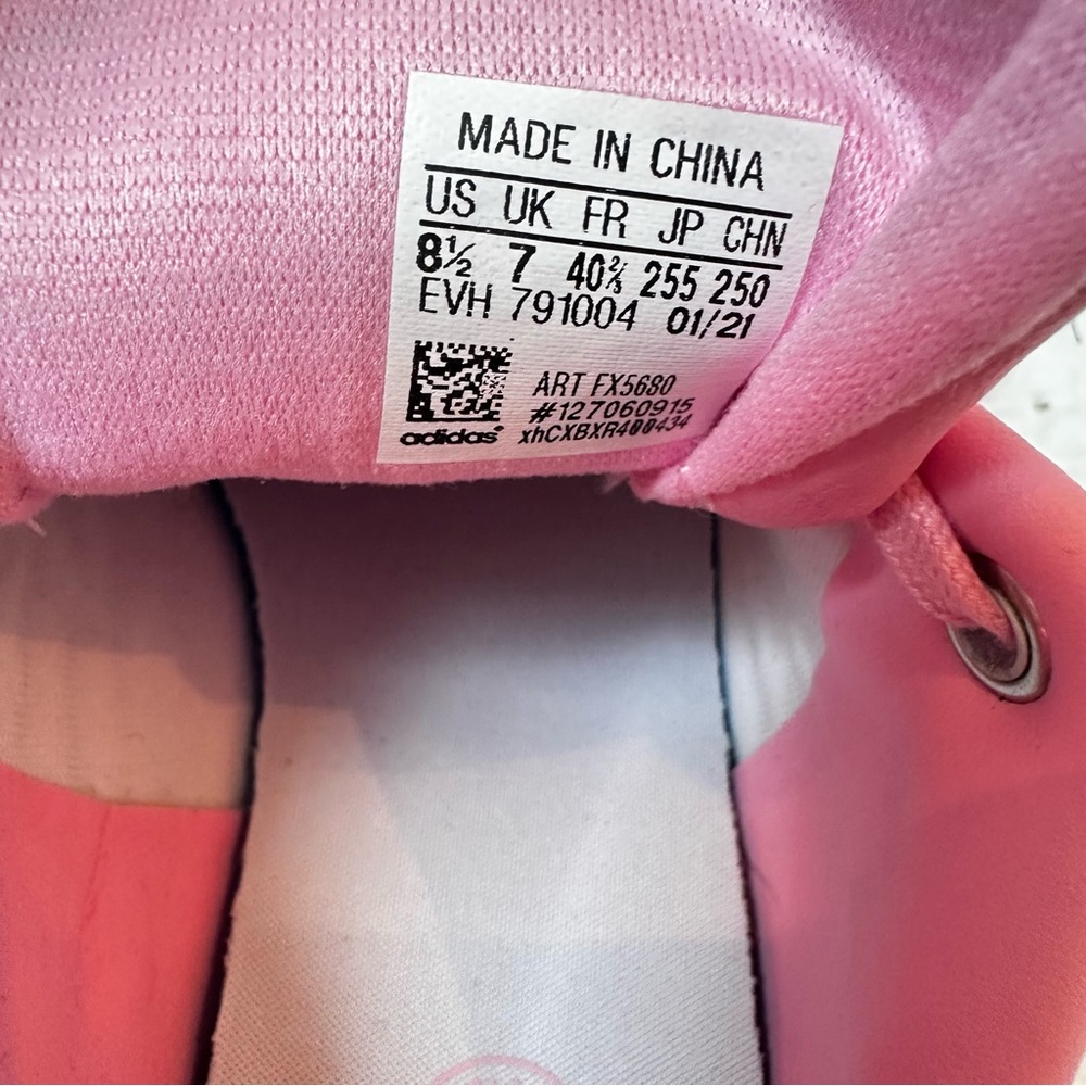 Women’s Adidas Stan Smith Shoes - Picture 10 of 13